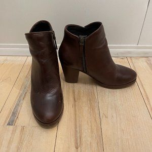 Thursday Boots Uptown Boots in Brown Size 7